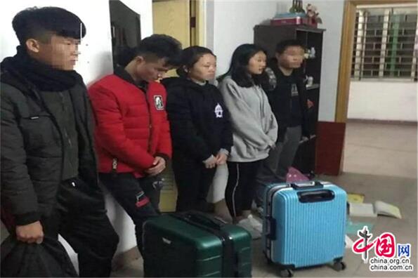 135F3KC-0.jpg 135F3KC-0.jpg