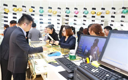 ��ҶMARVISIA�����۾�����ʢ��ҵ��