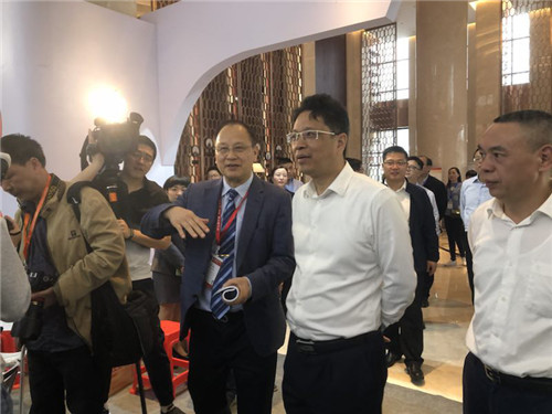 �������³����滱����Ӧ���μӵڶ����й������ʳ�þ����