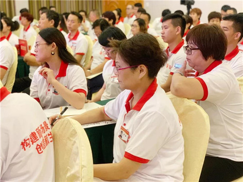 �ż������侳�磬��ʯ�������쵼����ѵ��ʽ��