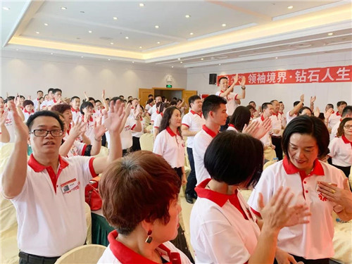 �ż������侳�磬��ʯ�������쵼����ѵ��ʽ��