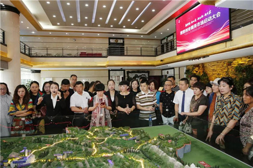 ���봴ҵ��Ӣ�г������������ʢ����У�