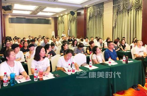 ����ʱ����������һ���±�ѵ��Ӫ��ɽ������