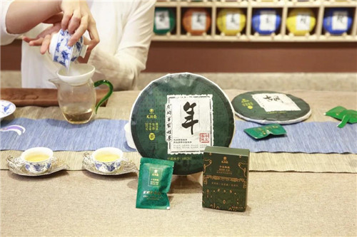2020龙润百家姓茶首届网络推介会圆满举行!