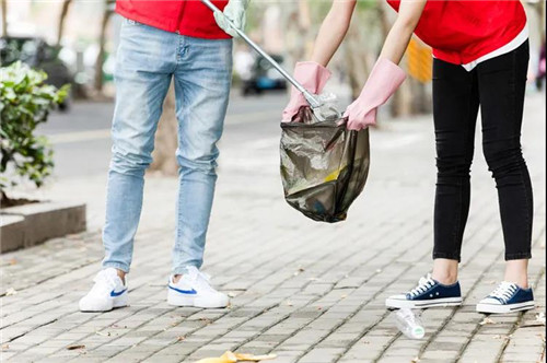 �����ѵ�֧����������� ����������Ȼ��г����