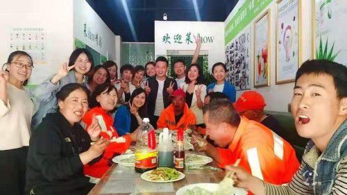 下载 (1).jpg 下载 (1).jpg